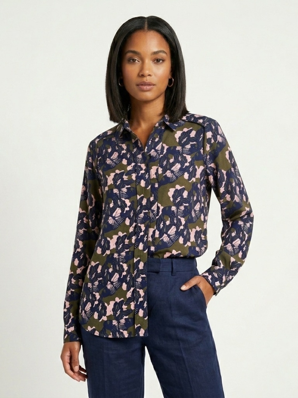 Emma Wallace Lienna Silk Shirt Tuxedo Placket Oshun Print Olive Navy Size 8